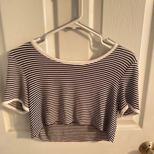 garage cropped shirt